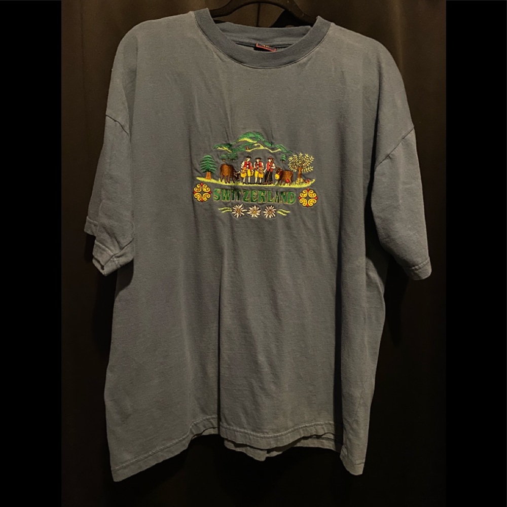 Vintage ronweil Switzerland embroidered shirt